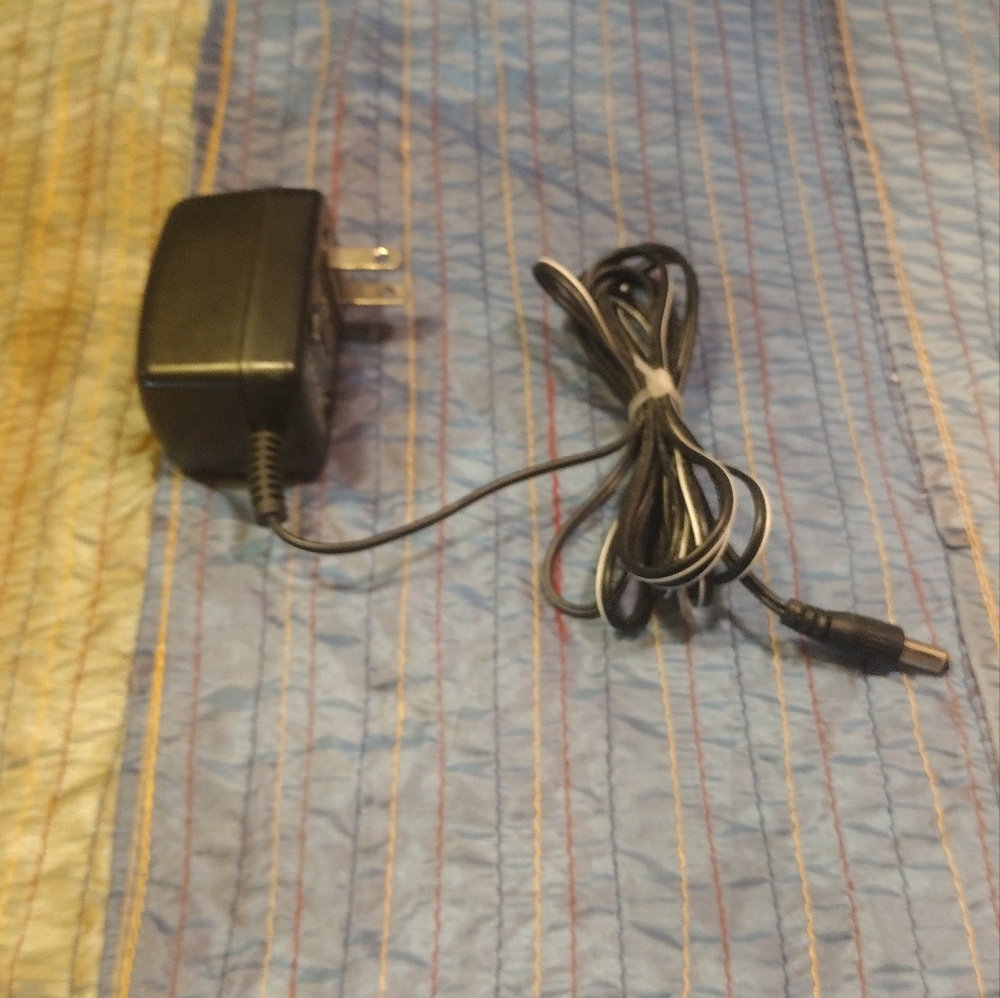 Class 2 Power Supply Model KU2B-090-025OD ( 9V OUTPUT )